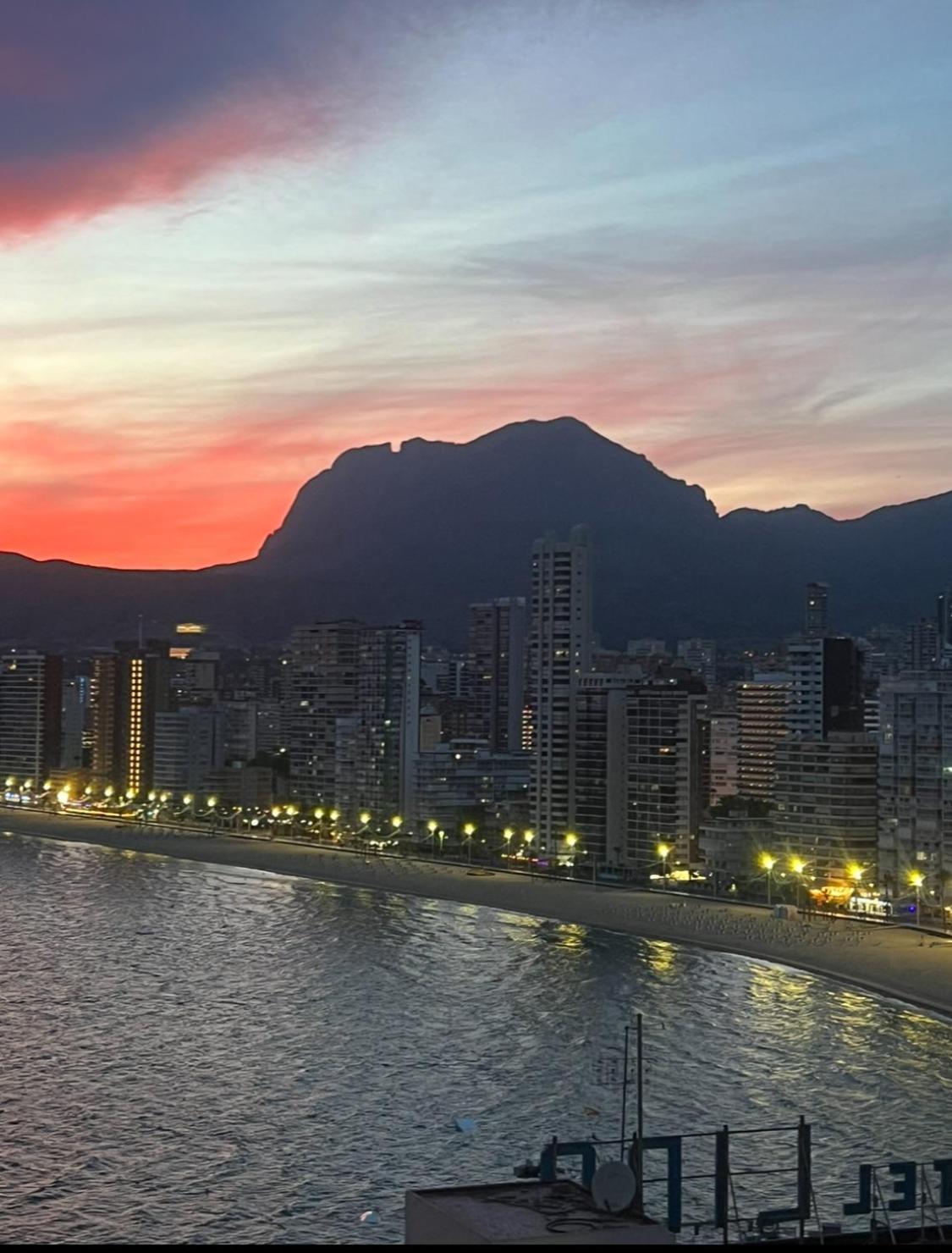 Agua Mundo Studio Benidorm Buitenkant foto